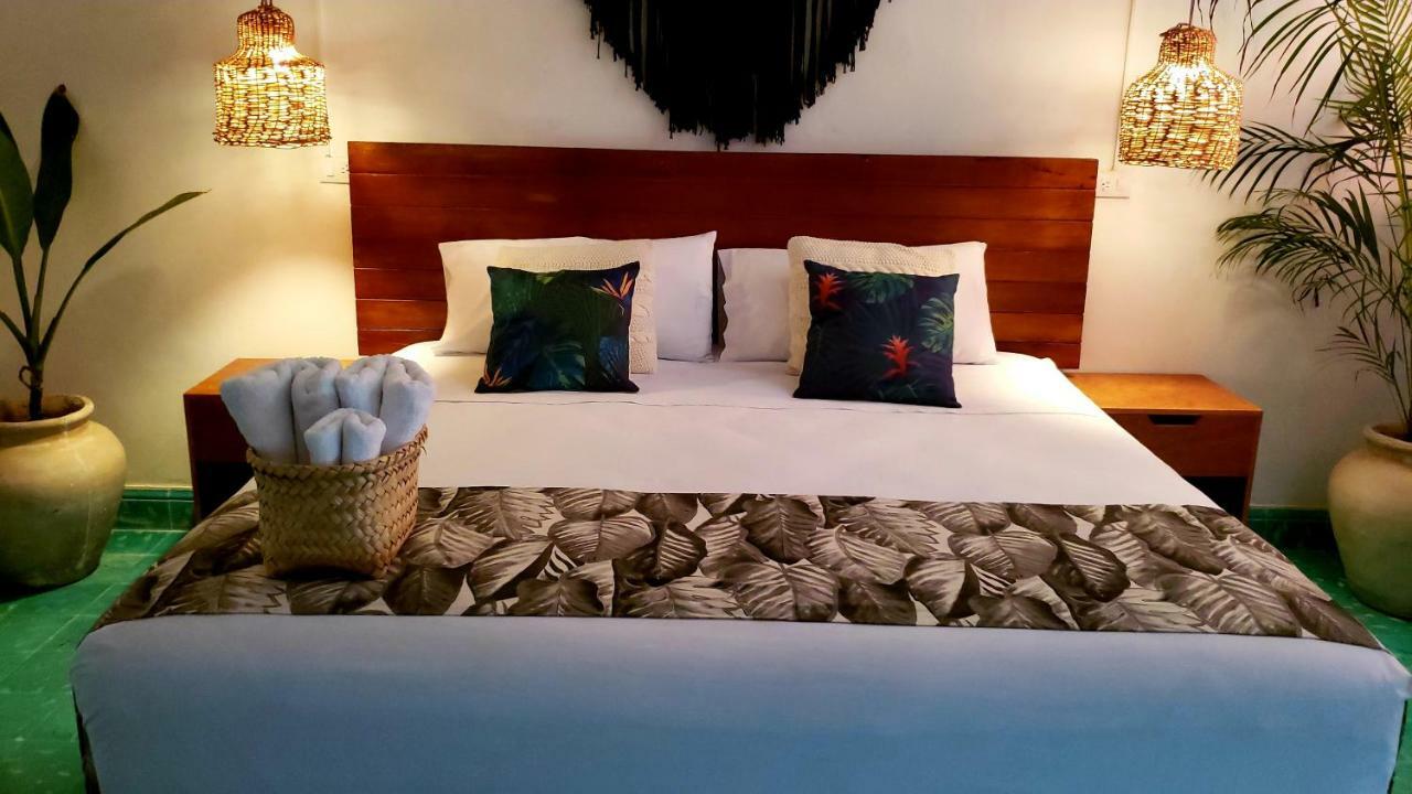 Casa Baeza Apartament, The Best Location, 70Mts From The Sea Cozumel Exterior photo